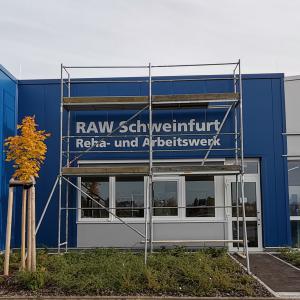 RAW Fassadenbeschriftung